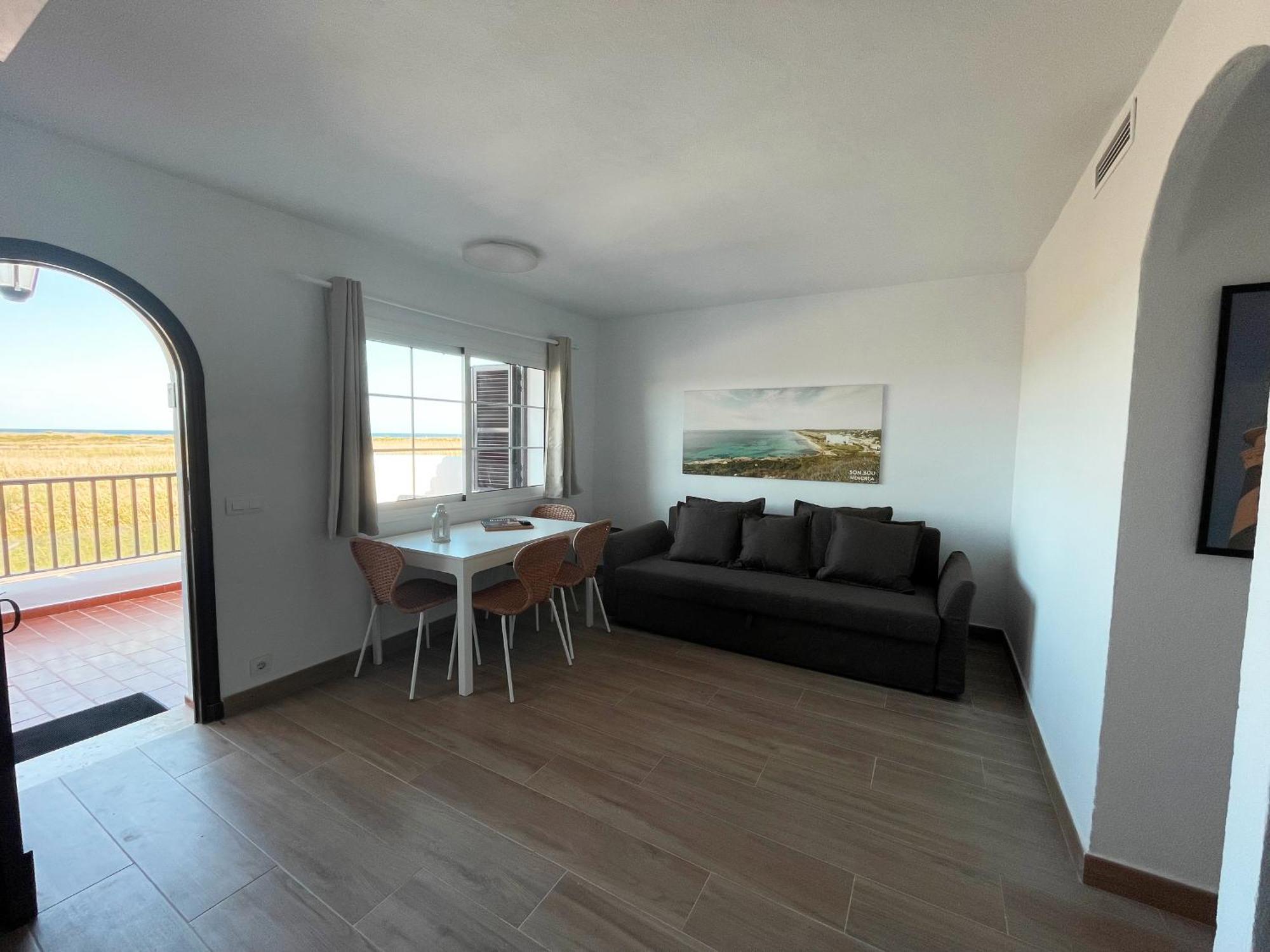 Apartamento Trini En Son Bou, Frente Al Mar, Perfecto Para Vacaciones Alaior Dış mekan fotoğraf