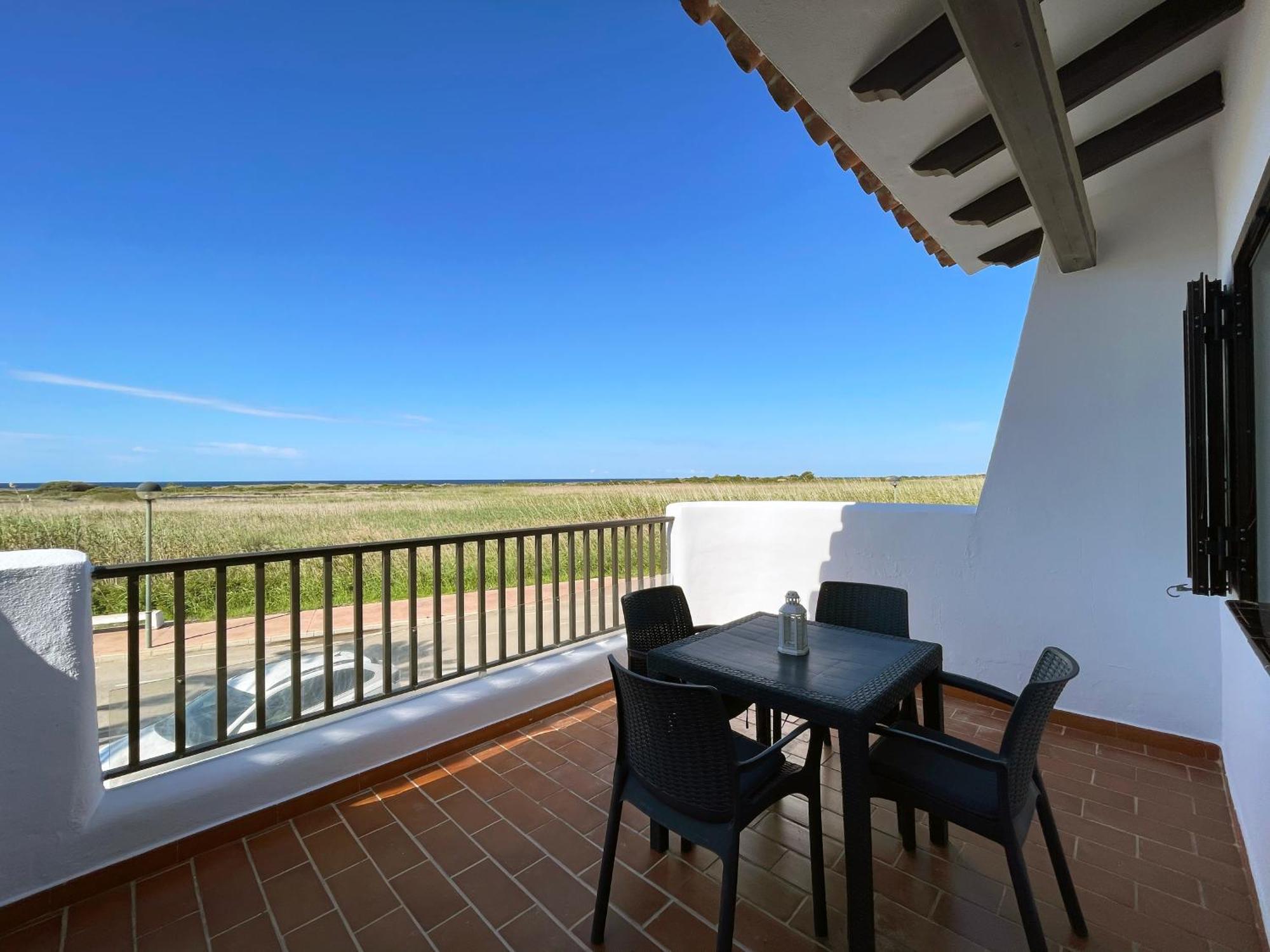 Apartamento Trini En Son Bou, Frente Al Mar, Perfecto Para Vacaciones Alaior Dış mekan fotoğraf
