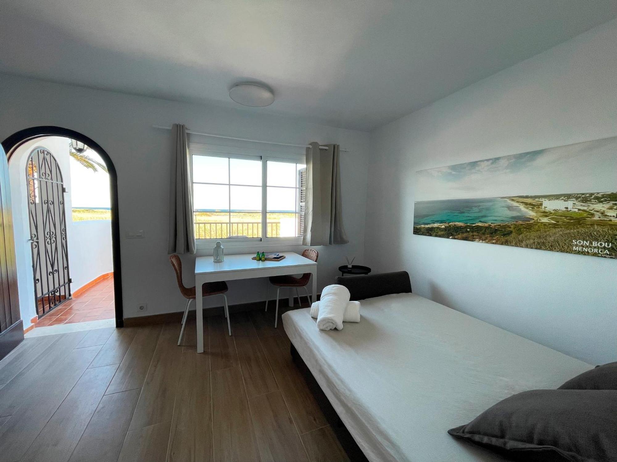 Apartamento Trini En Son Bou, Frente Al Mar, Perfecto Para Vacaciones Alaior Dış mekan fotoğraf
